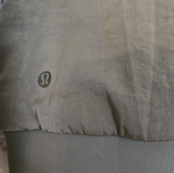 Lululemon Athletic Bomber Jacket Womens Small Green - Picture 3 of 9